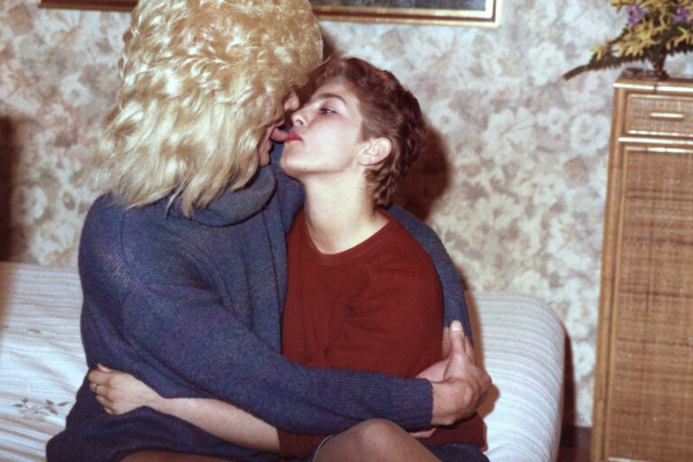 Armando Borno-Dollhouse-Lampoon