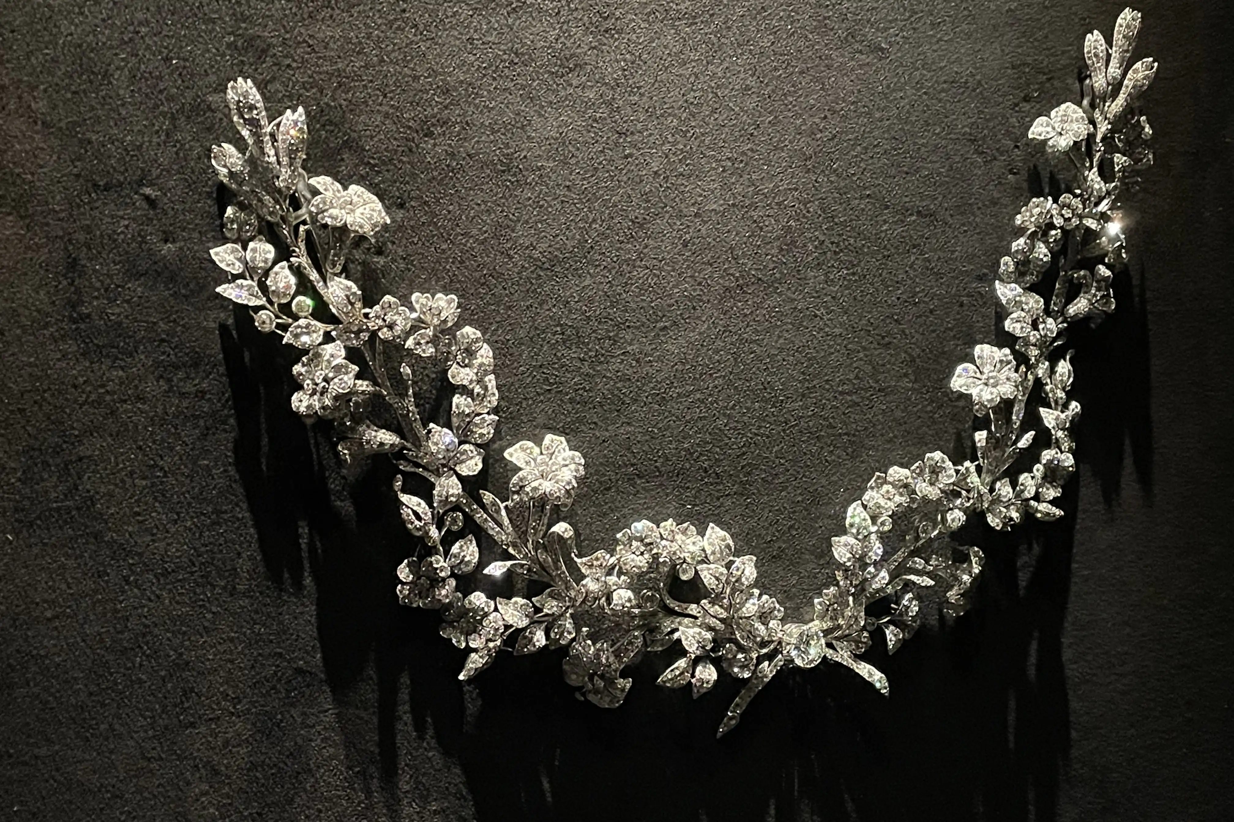Lily stomacher brooch, Cartier Paris, special order, 1906 - from Cartier Design, A Living Legacy