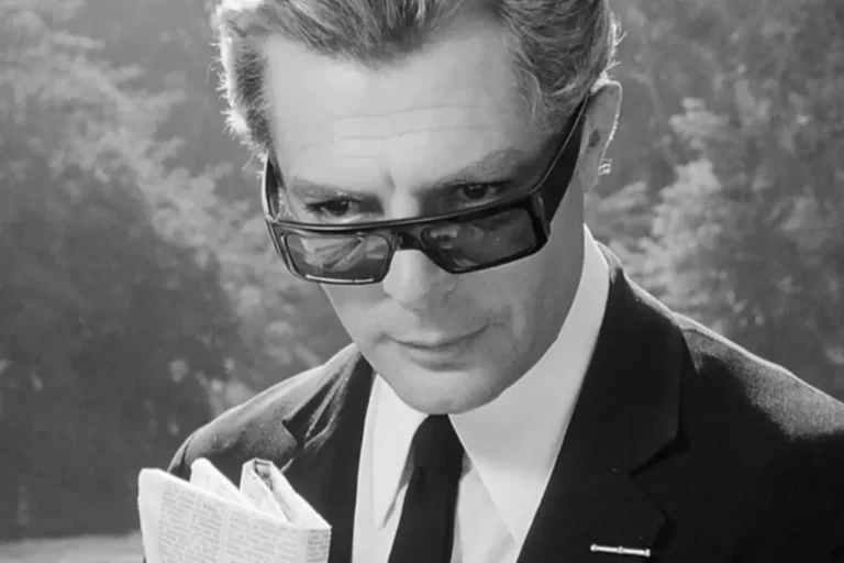 ||||Marcello Mastroianni in 8 e mezzo