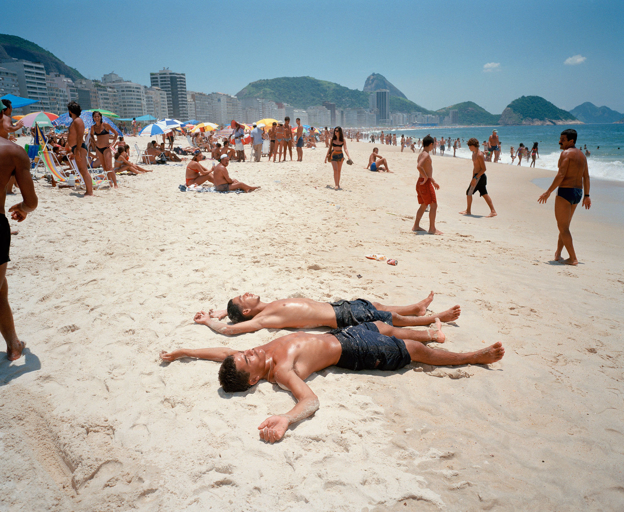 Martin Parr. Copacabana Beach, Brazil, 1996