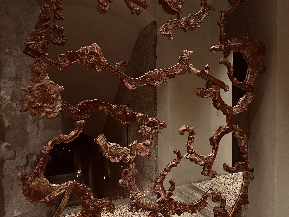 Mirror with ancient clay