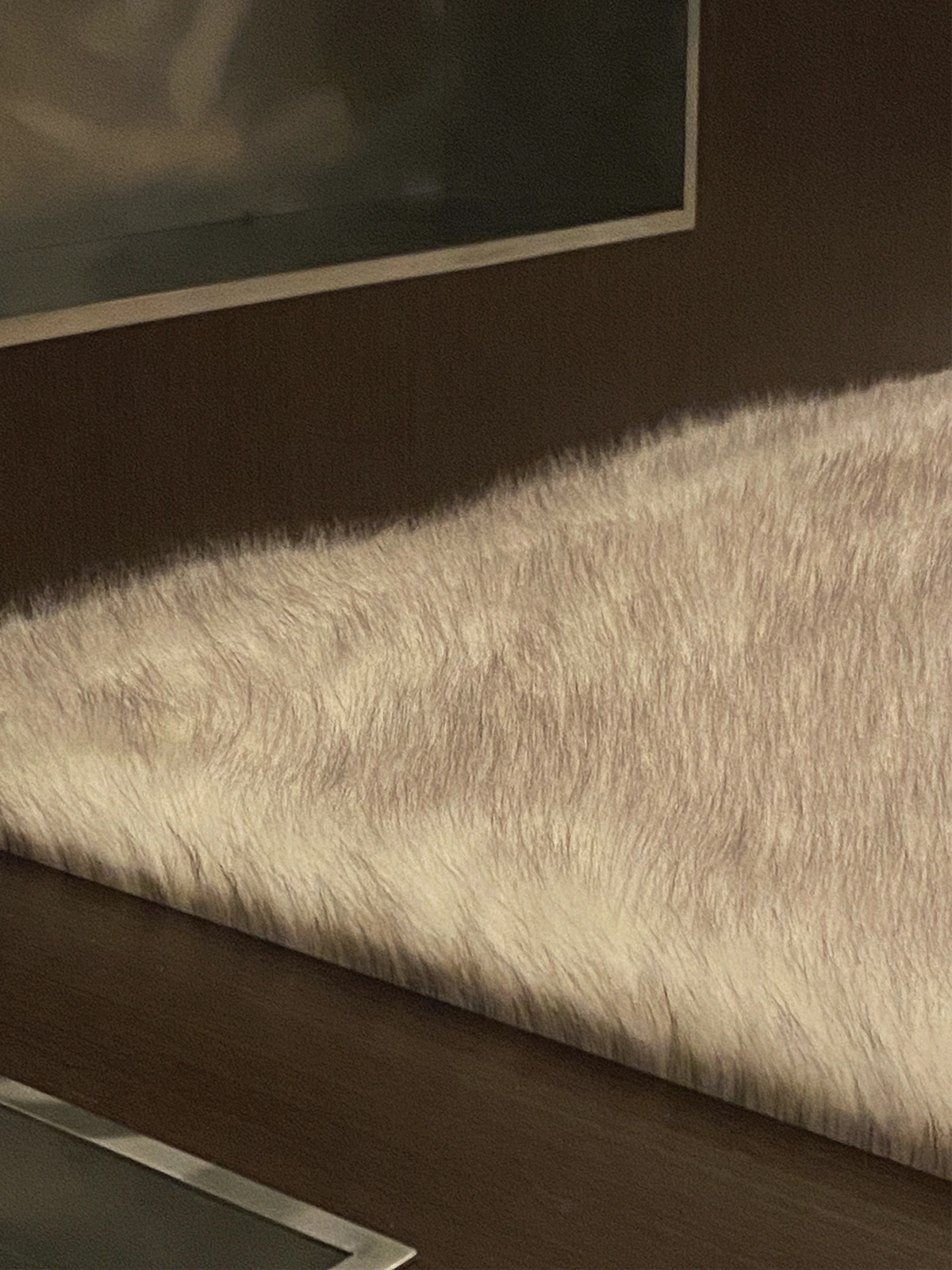 Monde Singulier x Garance Vallée, bed with fur