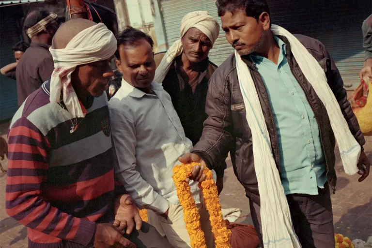 Negotiation flower price. Photography Billy Barraclough
