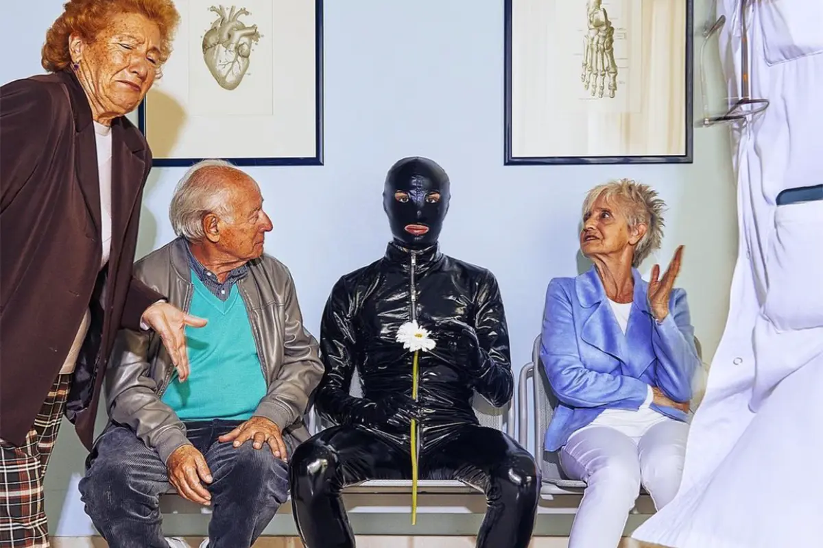 Official cover del singolo di Rosa Chemical Non è normale