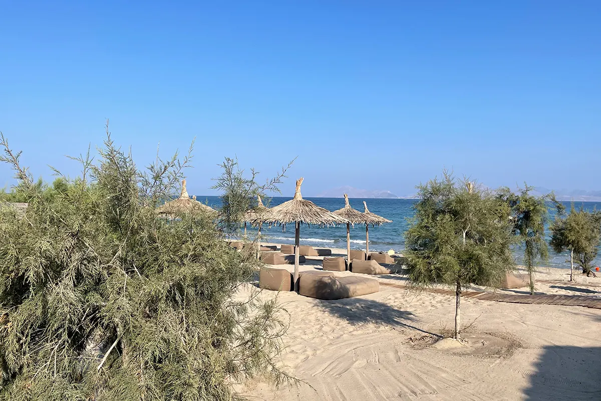 Oku, Kos - approaching the seaside