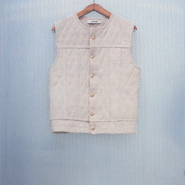 Hemp Canvas Vest, Matelassé pattern. Strong and raw with hexagonal cufflinks buttons