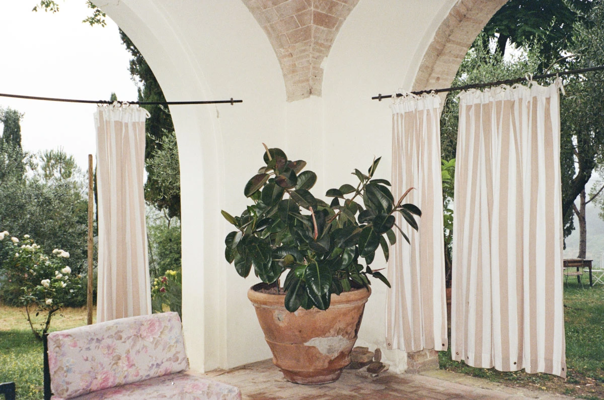 Patio, Casa Farsetti. Photography Sara Frigerio