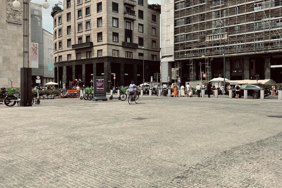 Piazza San Babila