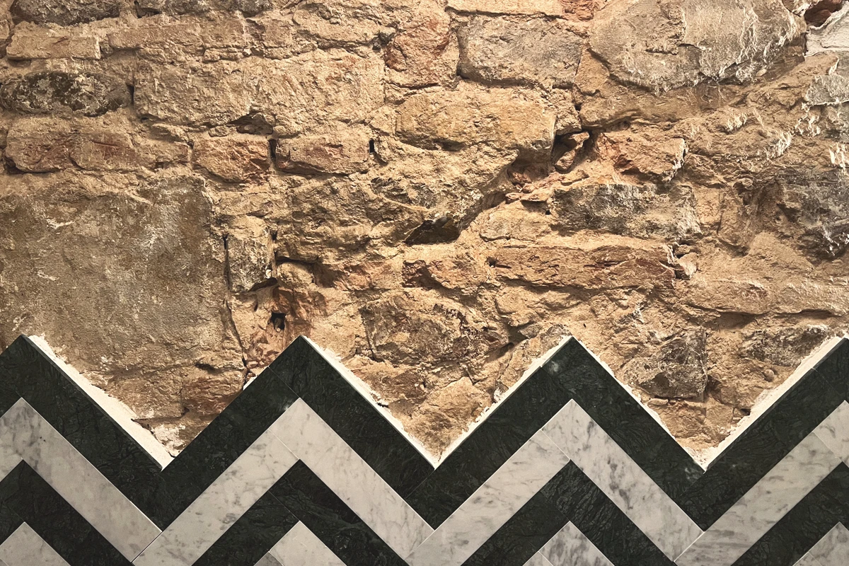 Pietra serena and Tuscan marble