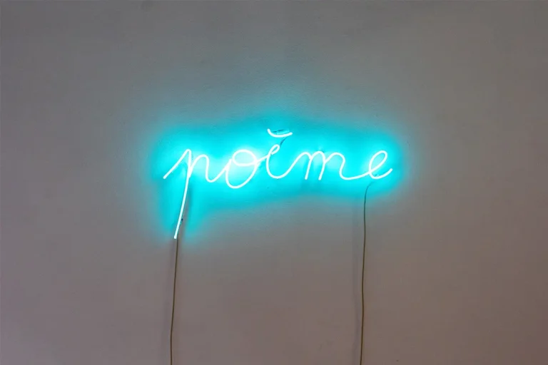 'Poeme' photography Lee Yellosno