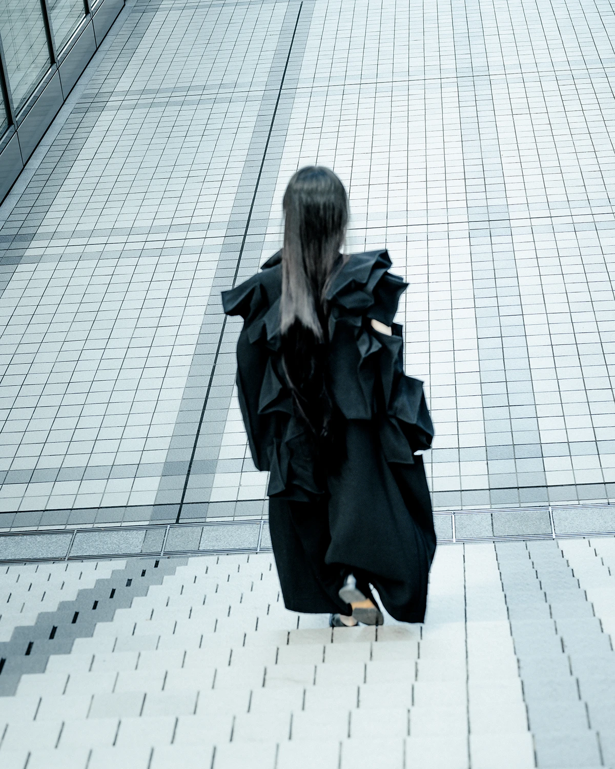 Ramona Deckers - Tokyo - Coat Yohji Yamamoto, shoes J.M. Weston
