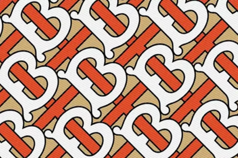 Rebranding identità Burberry