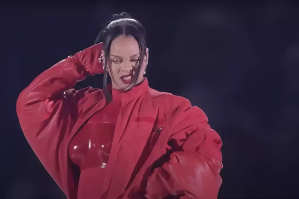 |Rihanna al Super Bowl 2023 - State Farm Stadium di Glendale