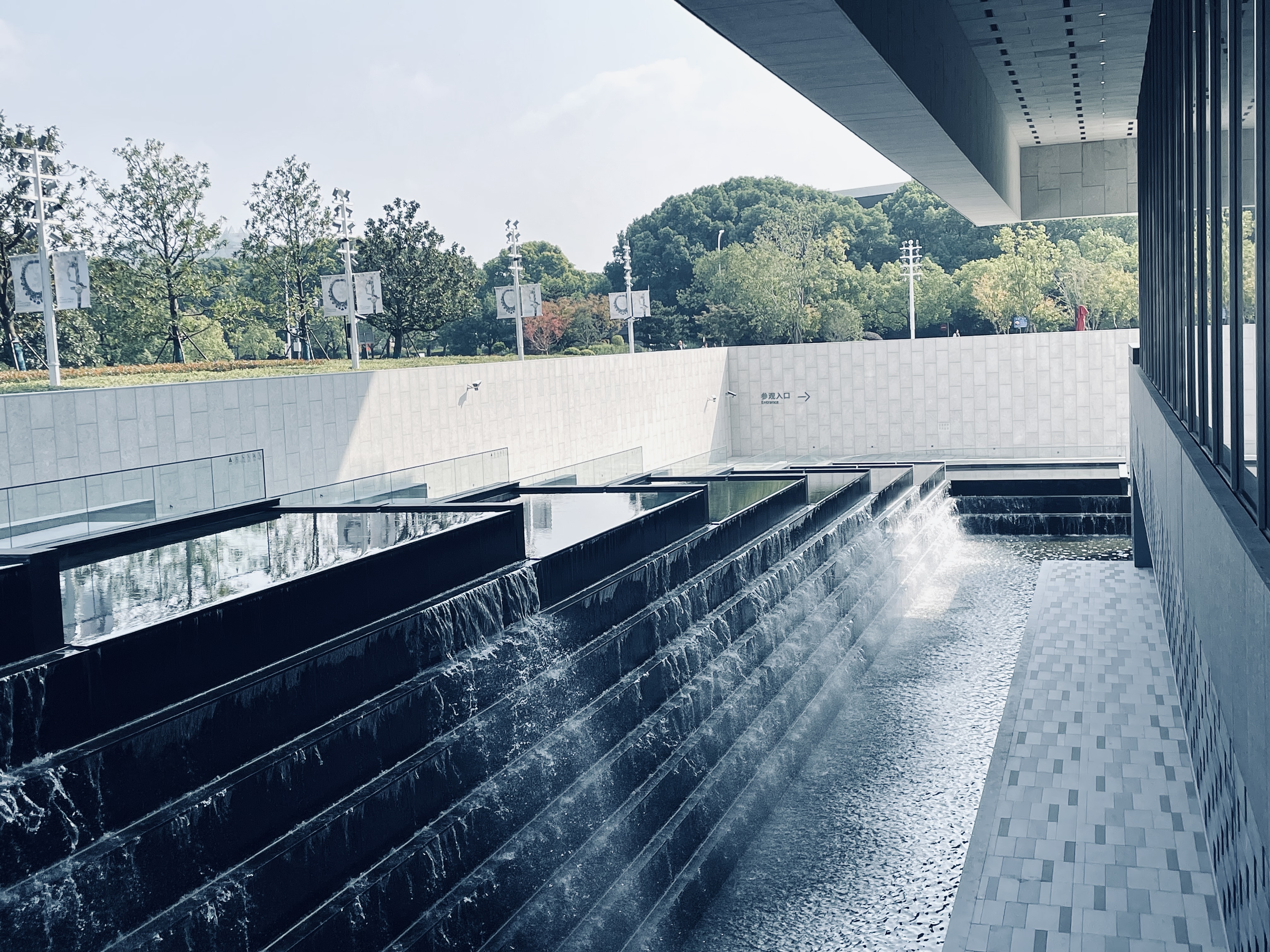 Shanghai Museum, waterfall and architecture