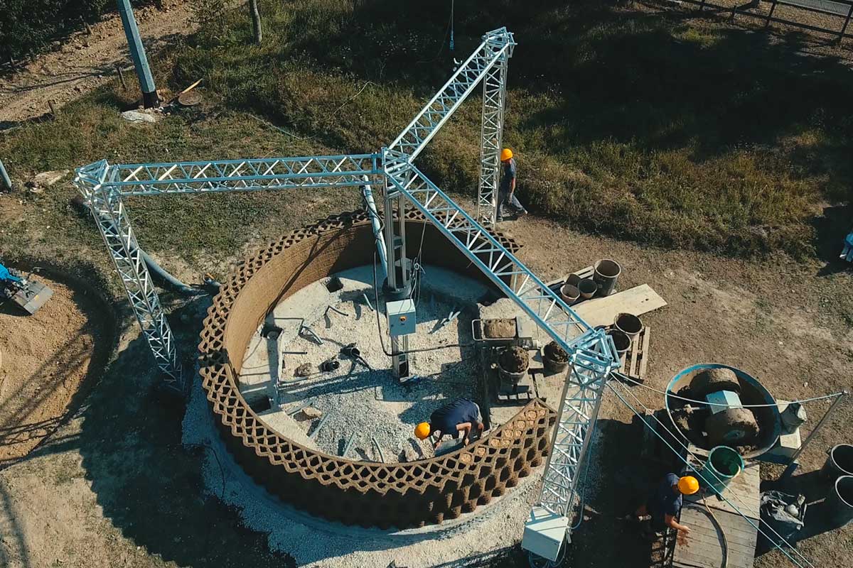 Lampoon, The construction of the house designed by Mario Cucinella in collaboration with Wasp 3D printing
