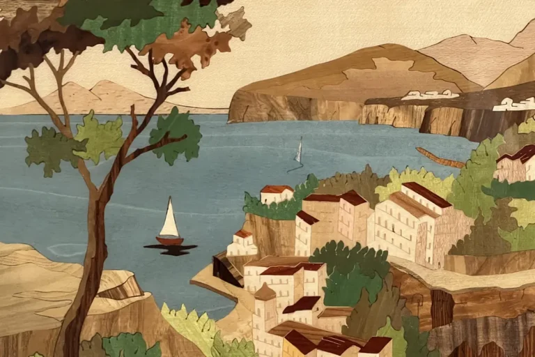 Un intarsio che raffigura Sorrento||Ingresso di Borgo Santandrea