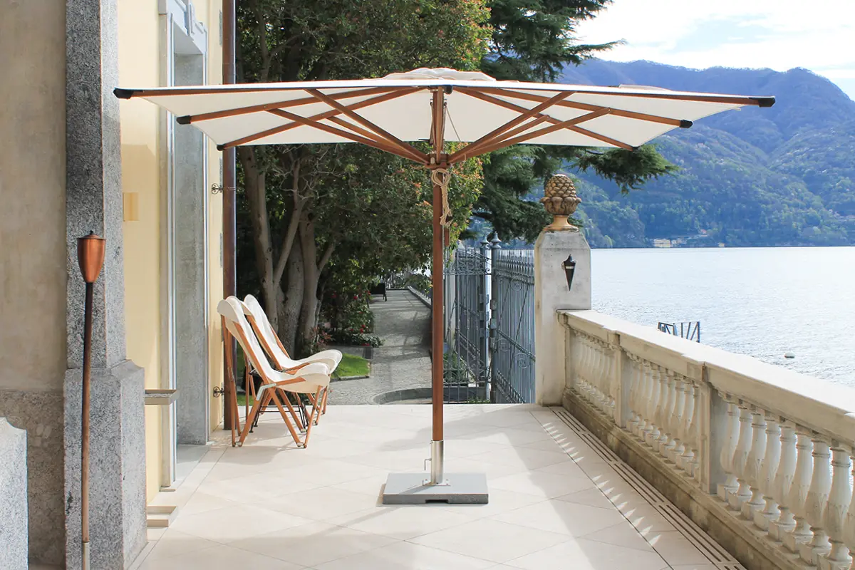 Villa Làrio, Il Palazzo terrace over Lake Como
