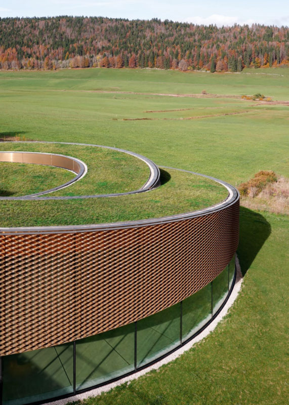 THE SPIRAL-SHAPED STRUCTURE OF THE MUSEUM ATELIER