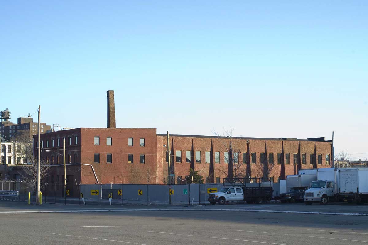 Lampoon Magazine, PioneerWorks: The Building