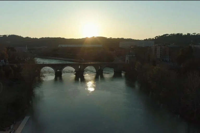 Il documentario Stefano Pasetto vincitore del Premio Miglior Lungometraggio Italiano Visioni dal Mondo 2022 Lampoon