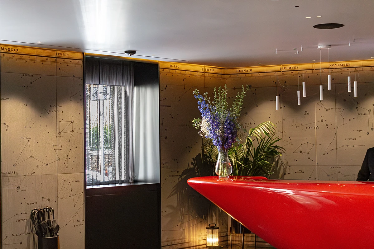 HALL ART_OTEL