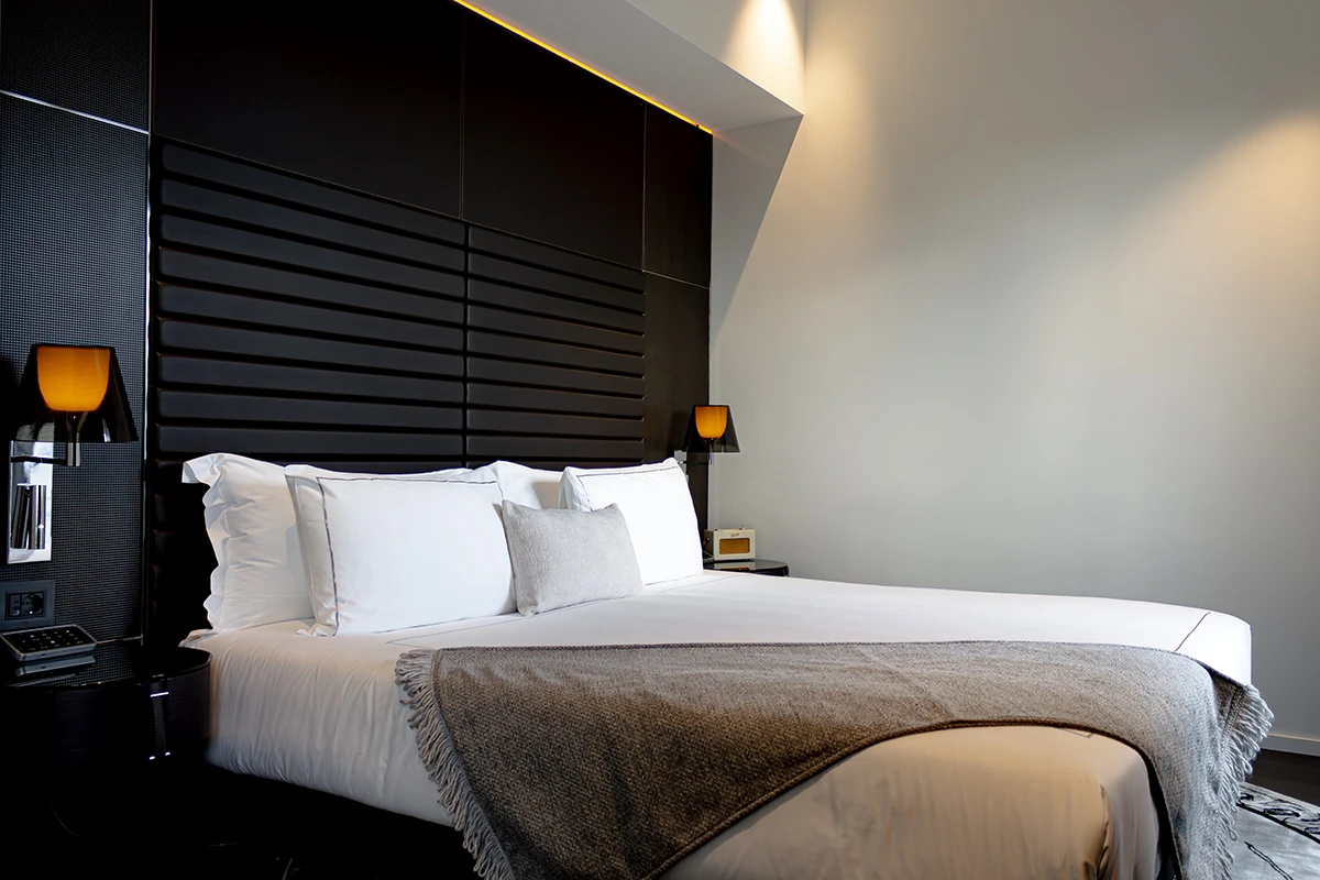 JUNIOR SUITE ART_OTEL 2