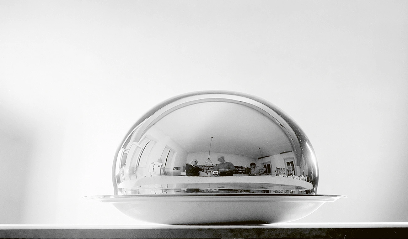 STEEL SERVING DISH DESIGNED BY ANGELO MANGIAROTTI