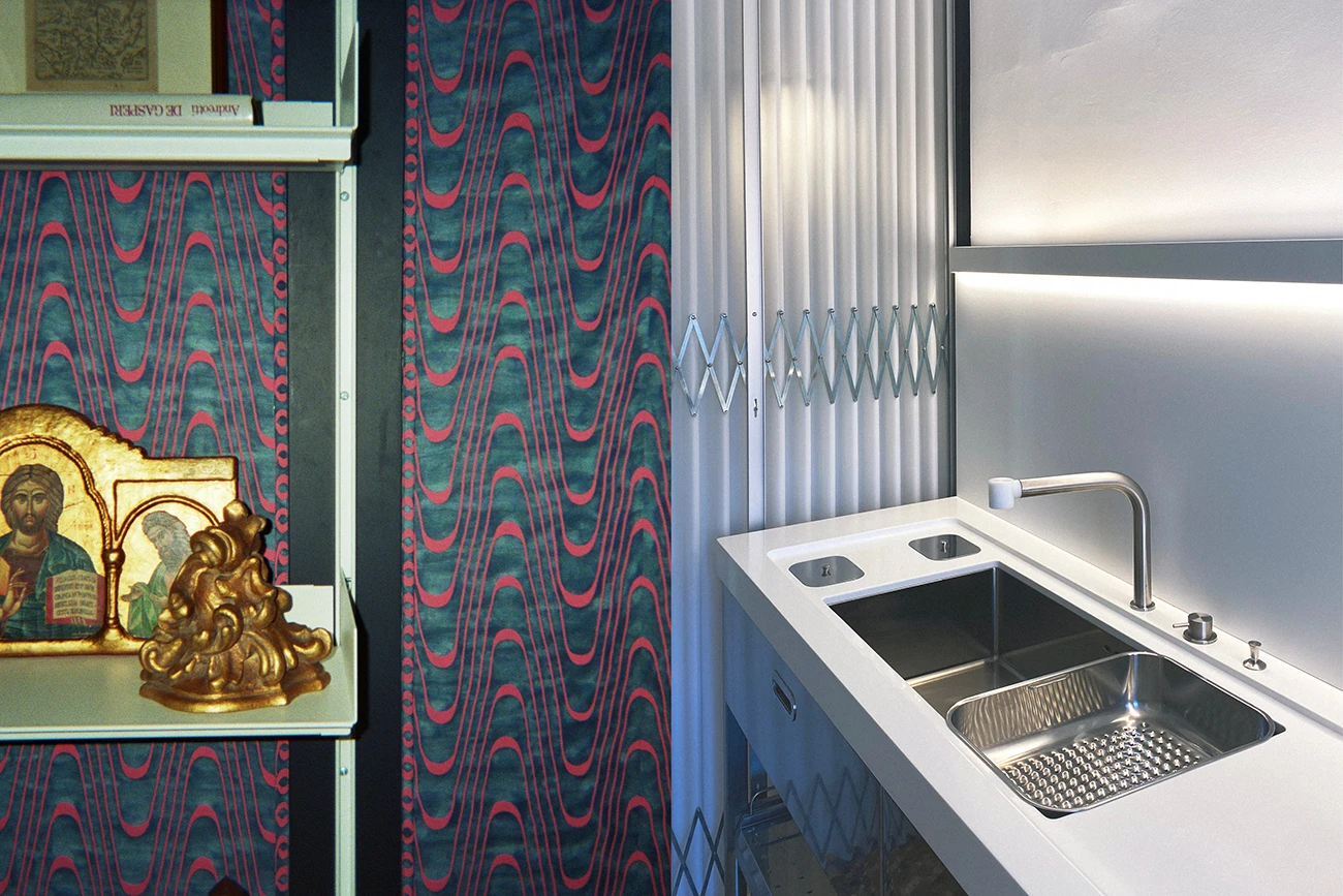 Fortuny textile and kitchen design from Boselli in Refugium Amoris