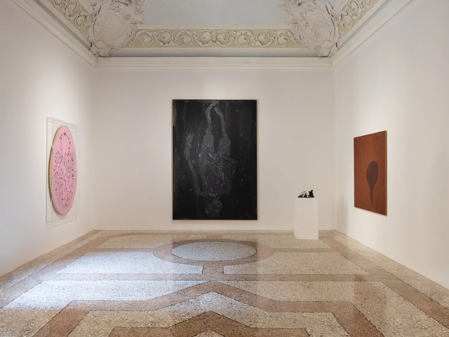 Georg Baselitz and Lucio Fontana, L'aurore viene, installation view at Thaddaeus Ropac Milan, September 2025. Photo: Roberto Marossi. Courtesy Thaddaeus Ropac gallery, London · Paris · Salzburg · Milan · Seoul.