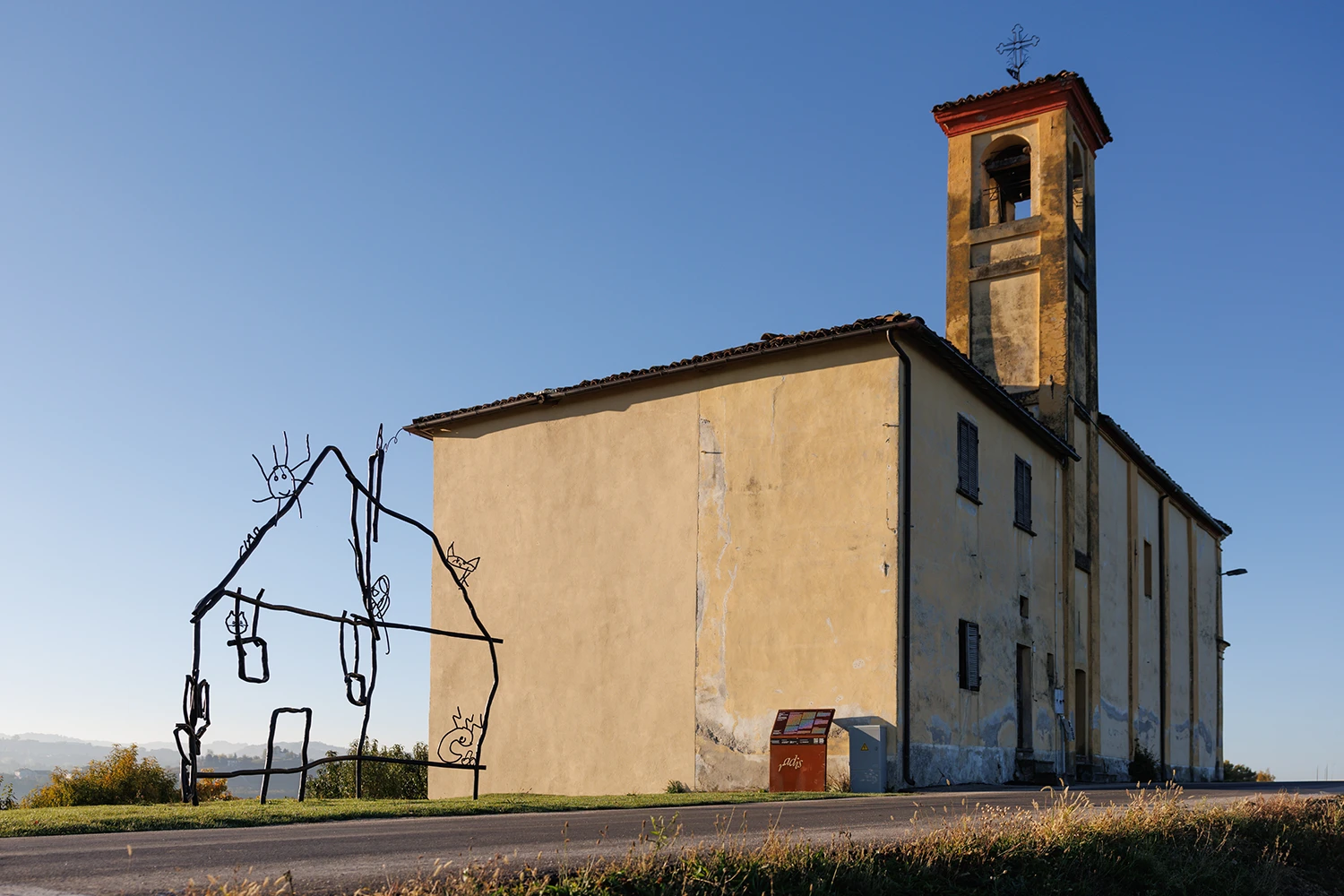 Petrit Halilaj, Abetare (un giorno a scuola), Ph. Giuliano Berti