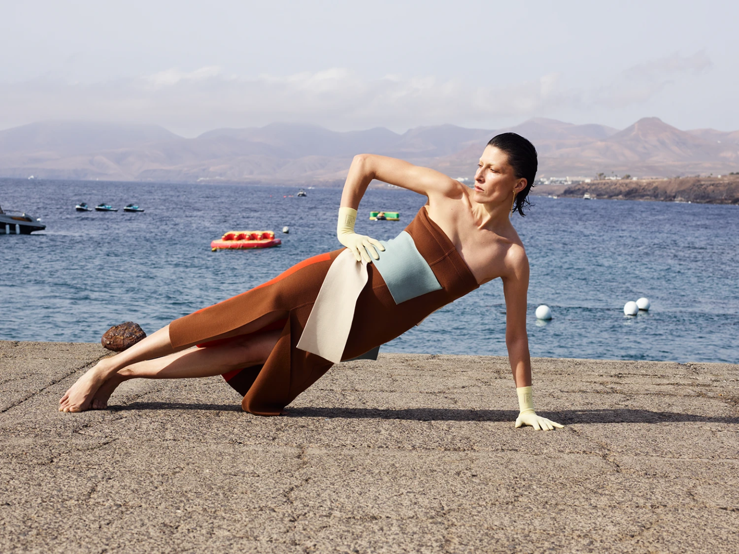 Lampoon 29, look Fendi, photography Jelka von Langen and Roman Goebel