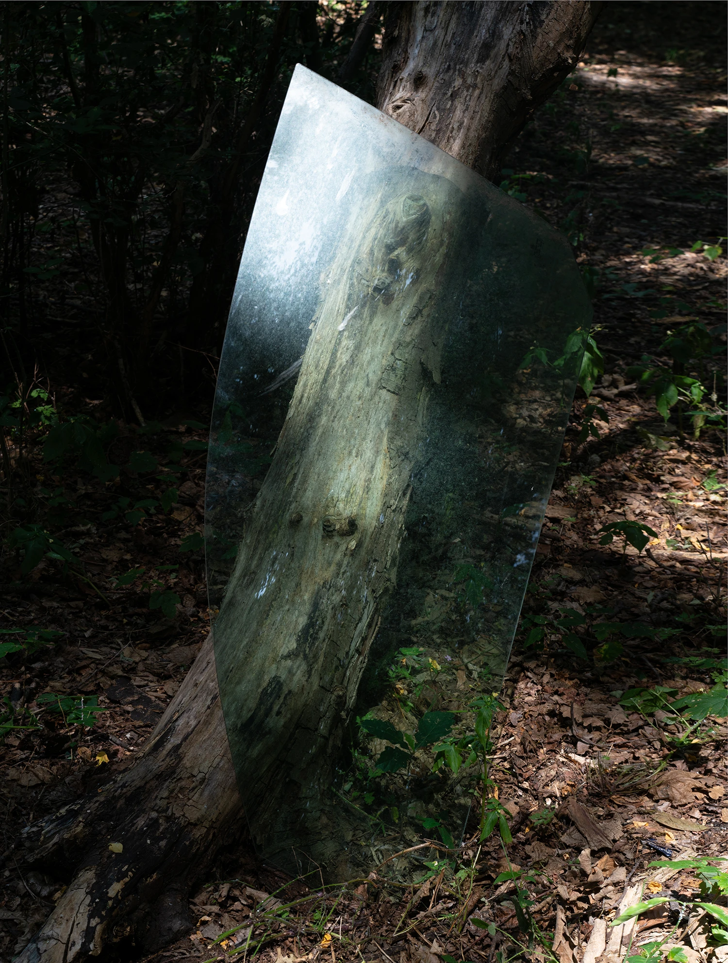 Photograhy and art direction Fee-Gloria Grönemeyer, styling Sid Yahao Sun, textile design Léa Domingues