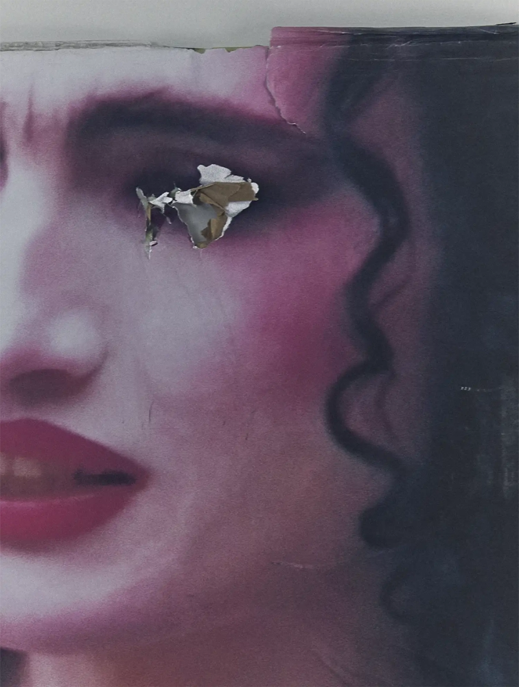 Sofia Alazraki Painting of a woman with pink skin tone