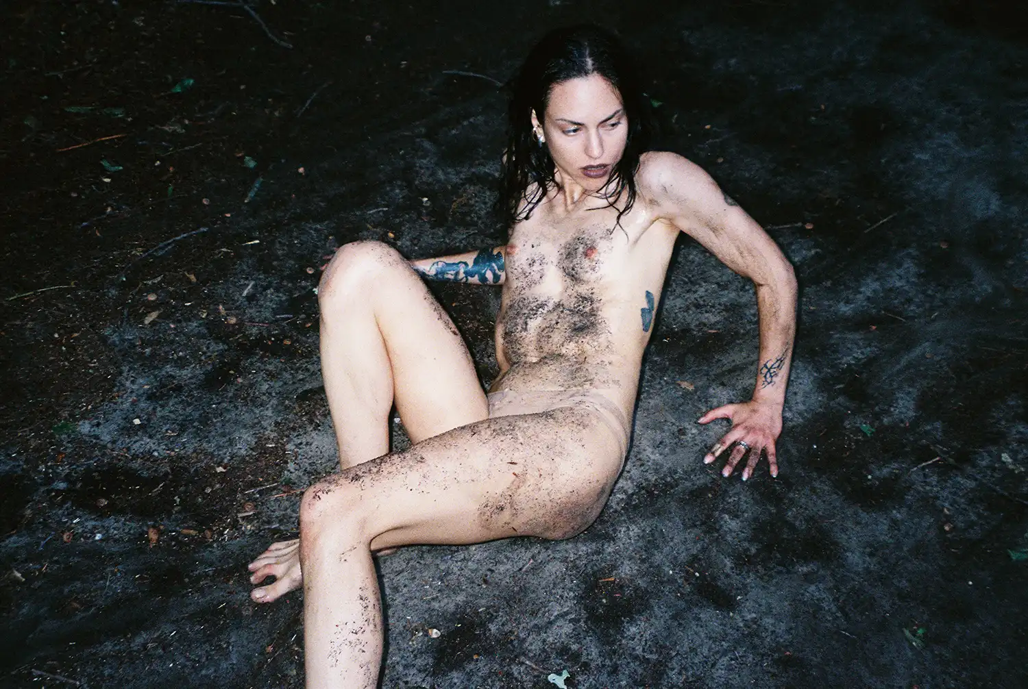 Dafni Krazoudi photographed by Spyros Rennt