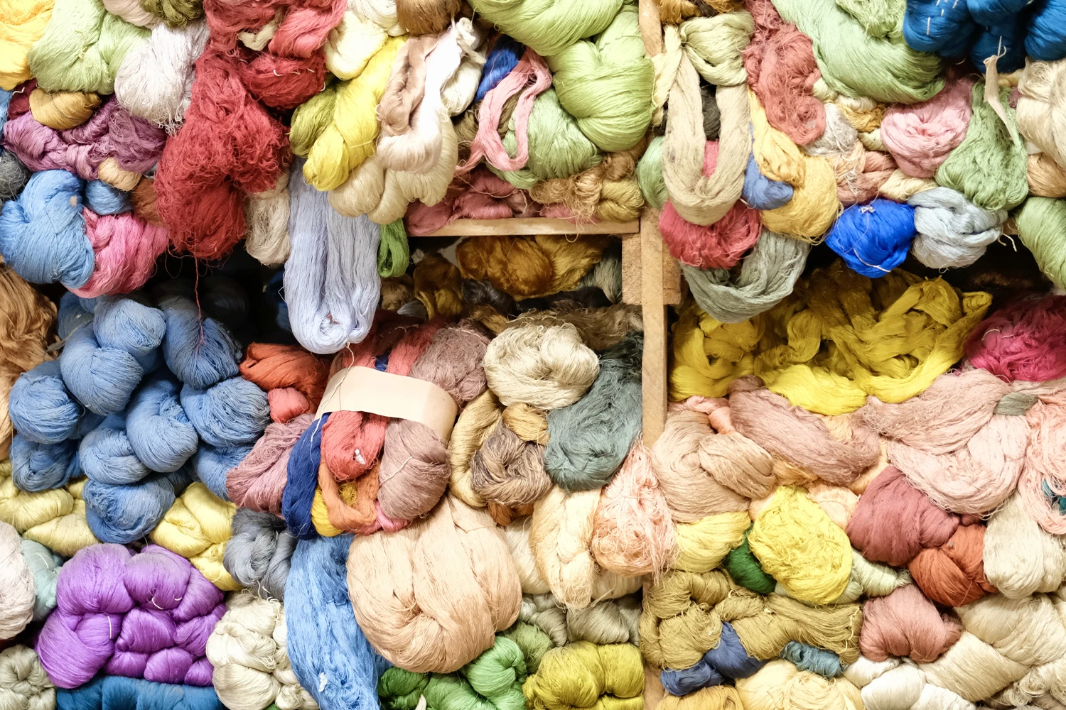 Tessitura Bevilacqua utilizza prevalentemente seta