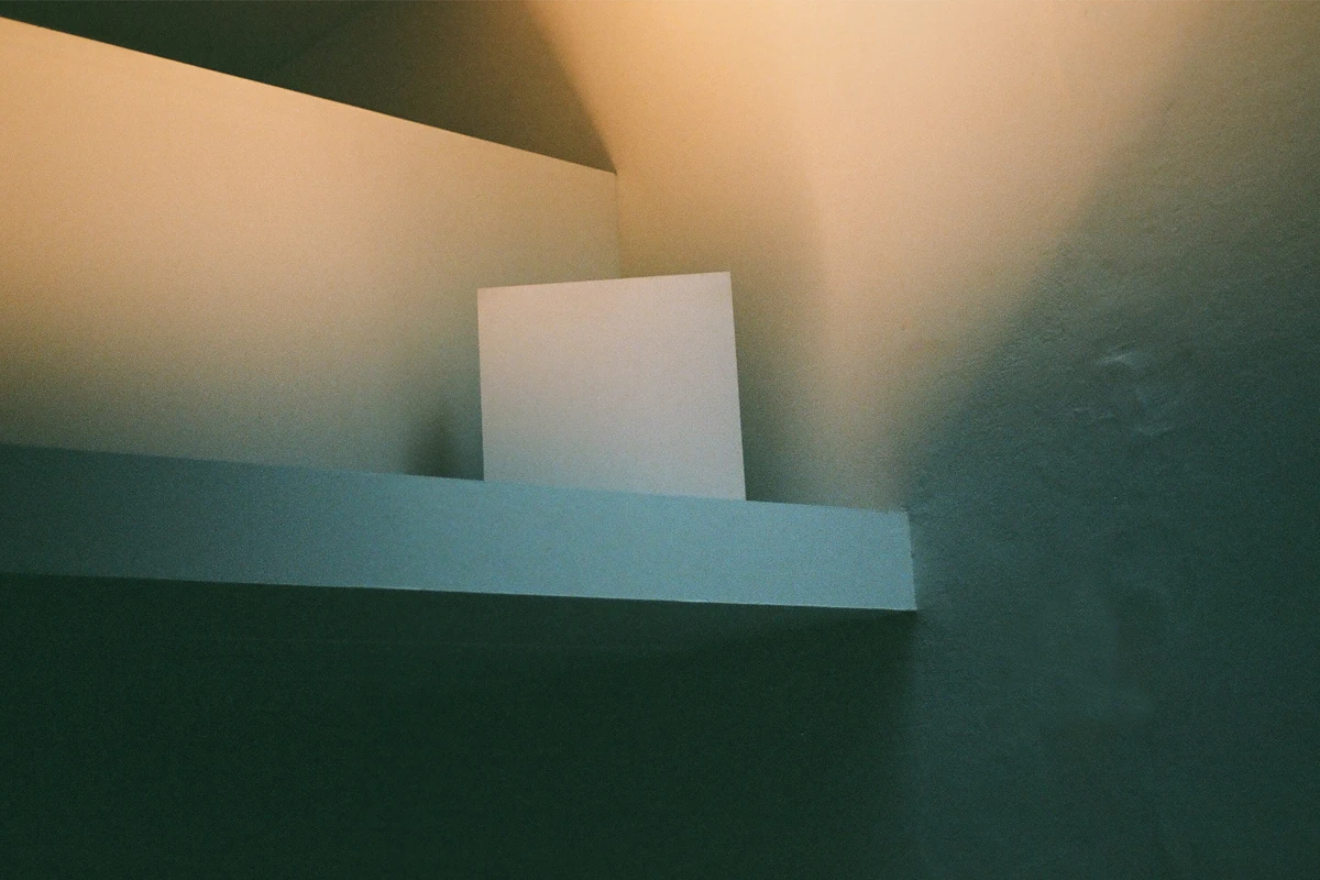 Dettaglio della HENRYTIMI Gallery Milano