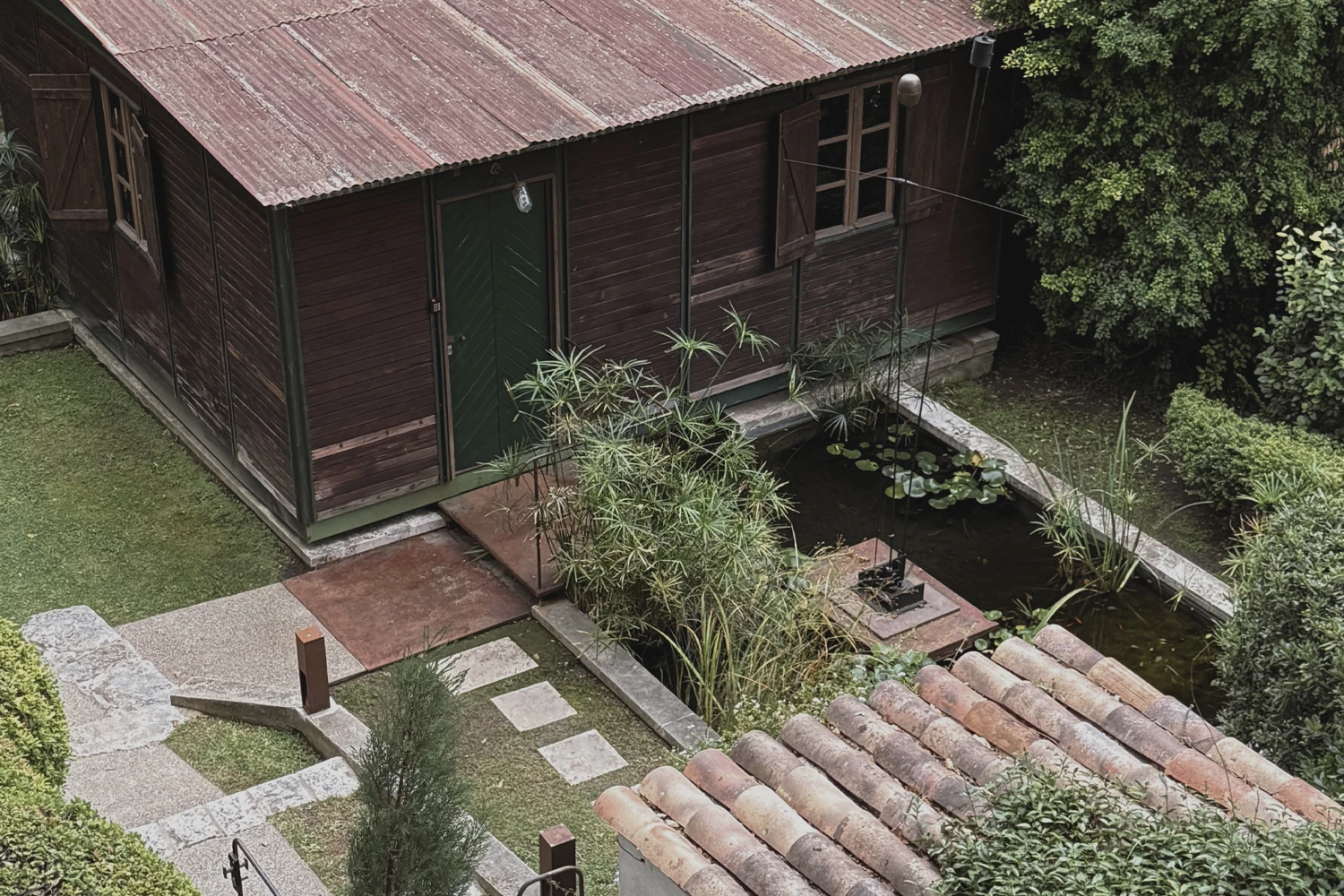 Fondation Cab- LA MAISON DÉMONTABLE by JEAN PROUVÉ
6 X 6 MÈTRES, 1944