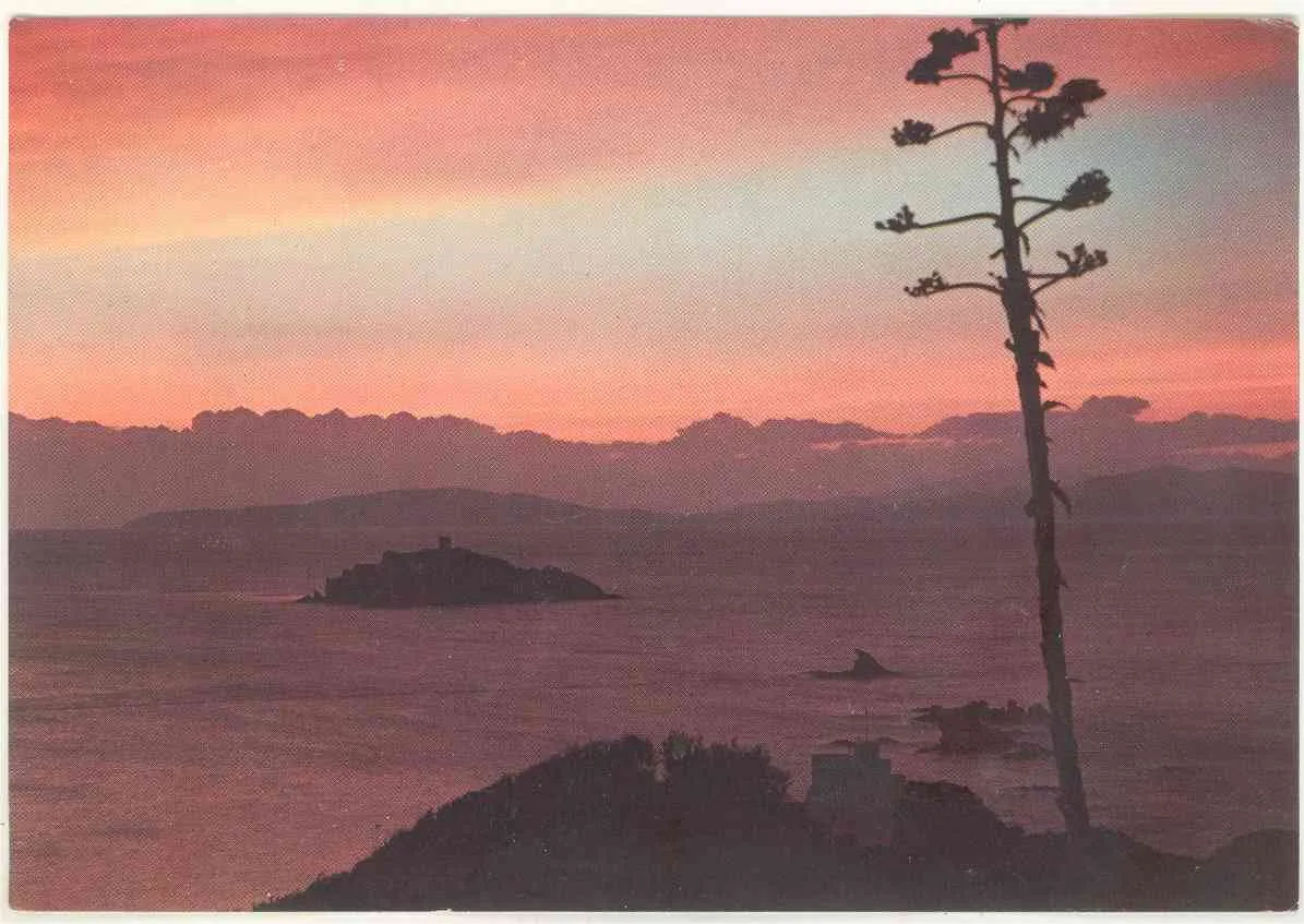 Cartolina vintage di un tramonto a Punta Ala