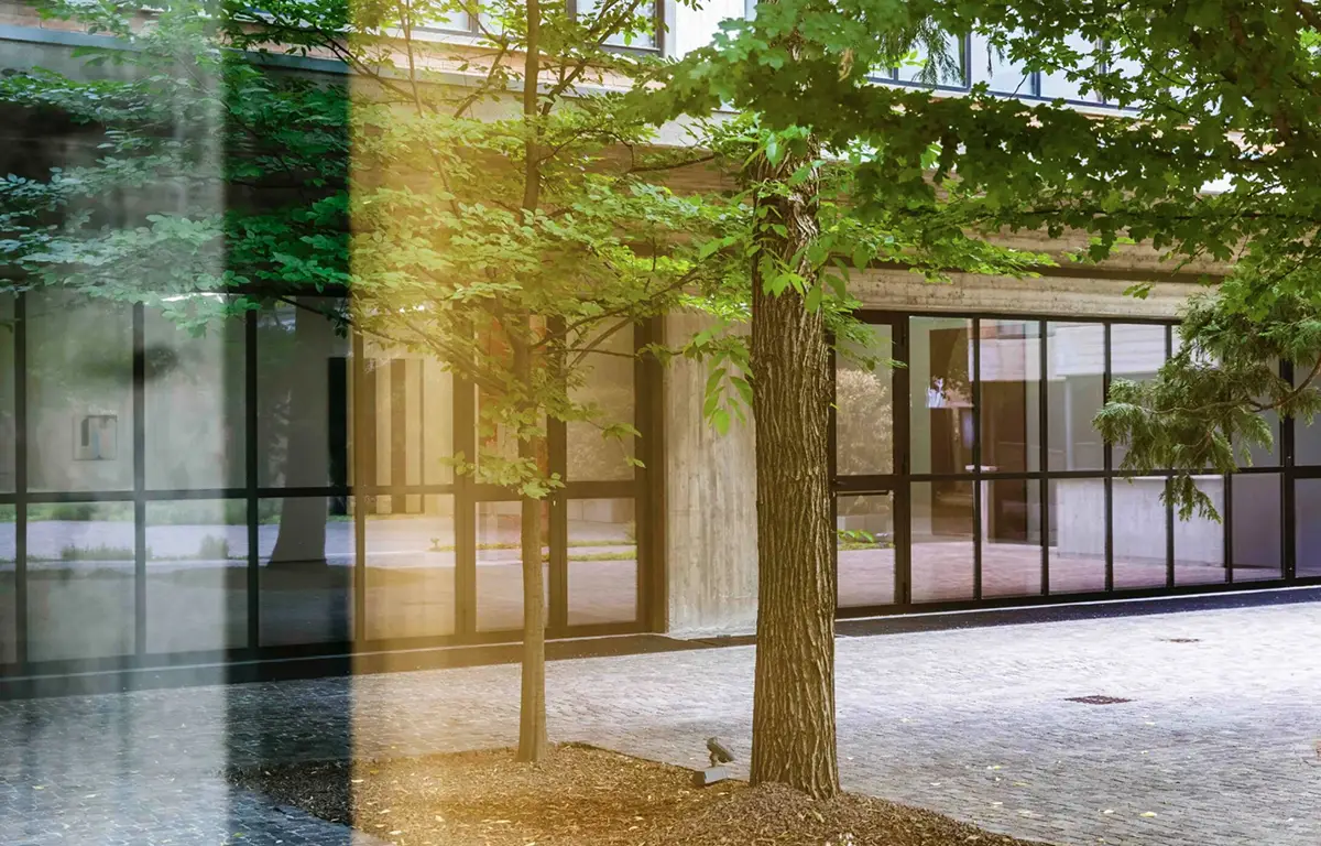 Max Mara – la sfilata e il brutalismo italiano morbido Teddy Bear