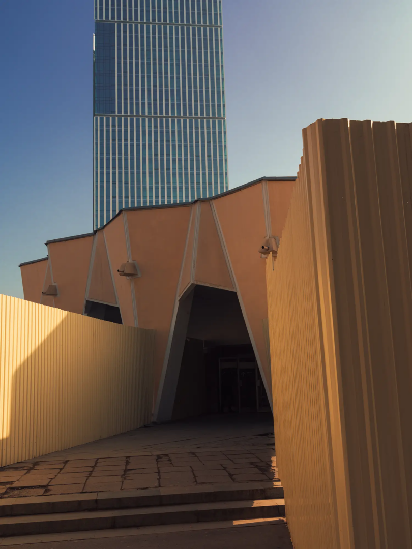 Bunyodkor Metro Station, Tashkent, photography Romain Laprade_02