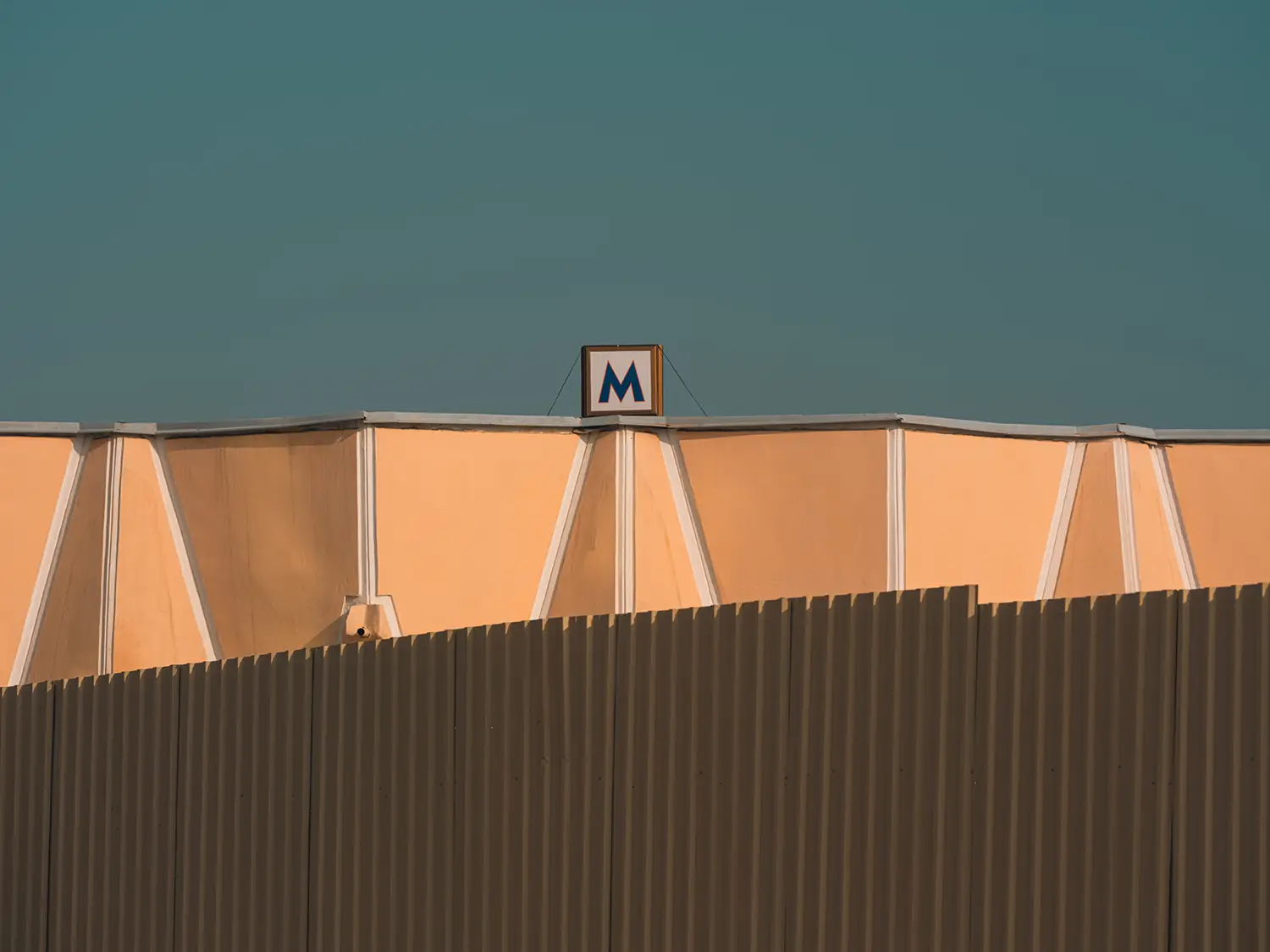 Bunyodkor Metro Station, Tashkent, photography Romain Laprade