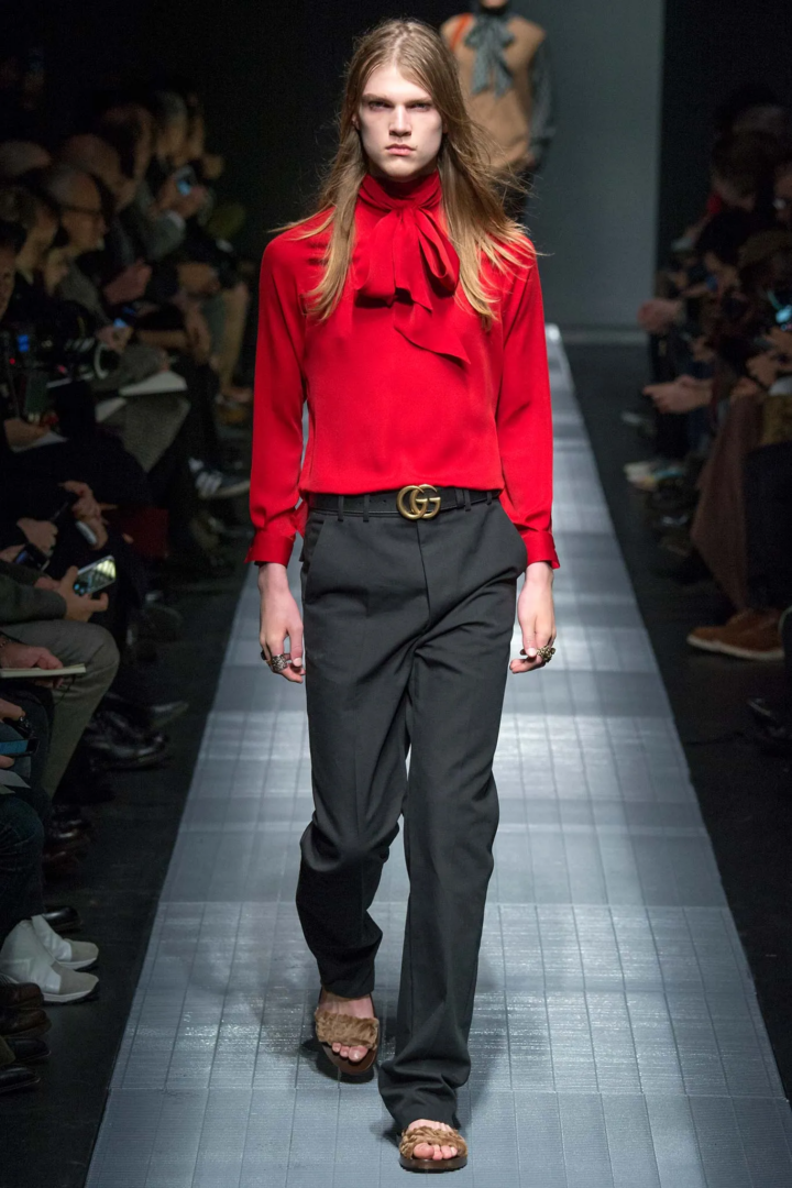 Gucci 2015 debut pussy bow