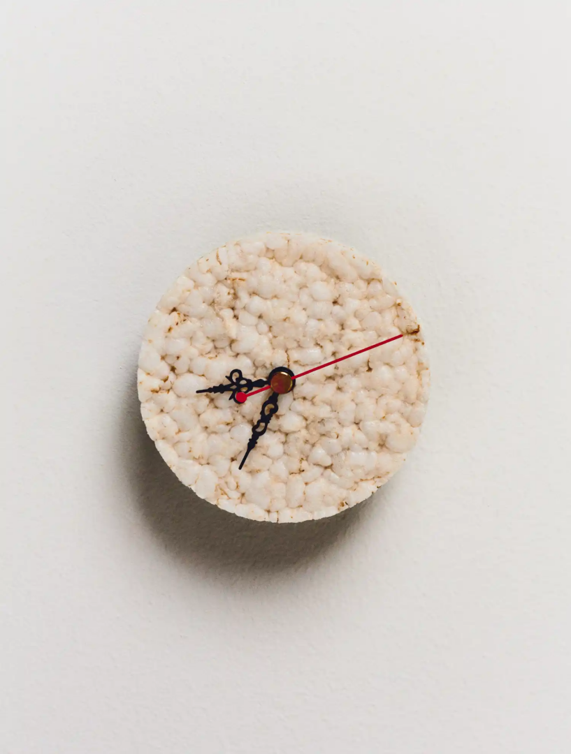 Clara Hastrup – Rice Cake Clock