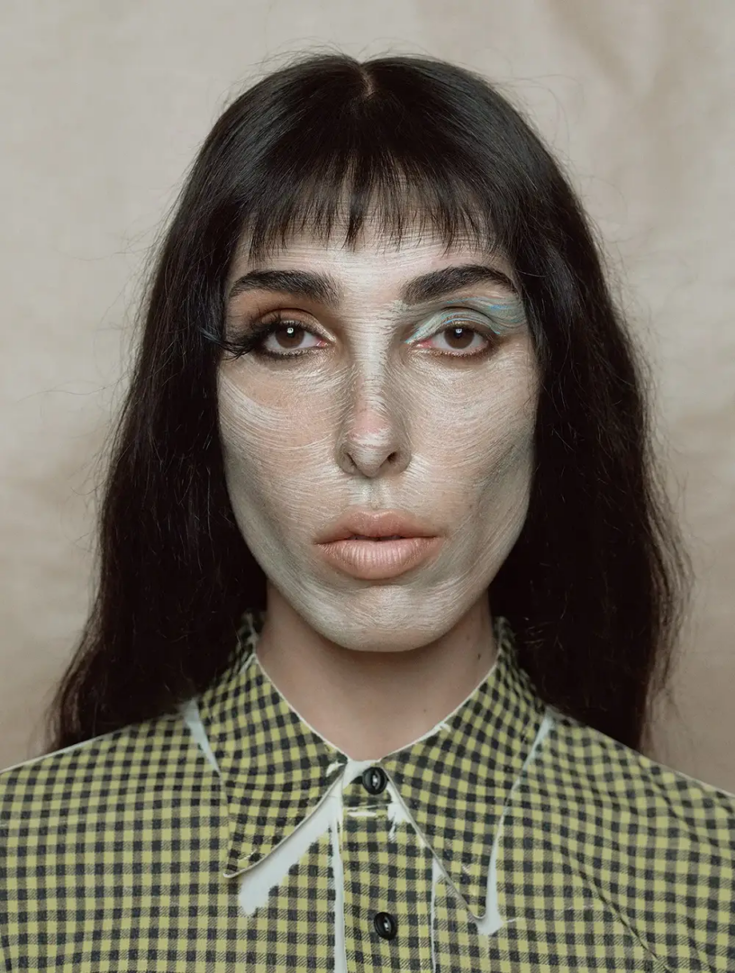 Raya Martigny wears Maison Margiela shirt. Photography Walter Pierre, styling Stefania Chekalina