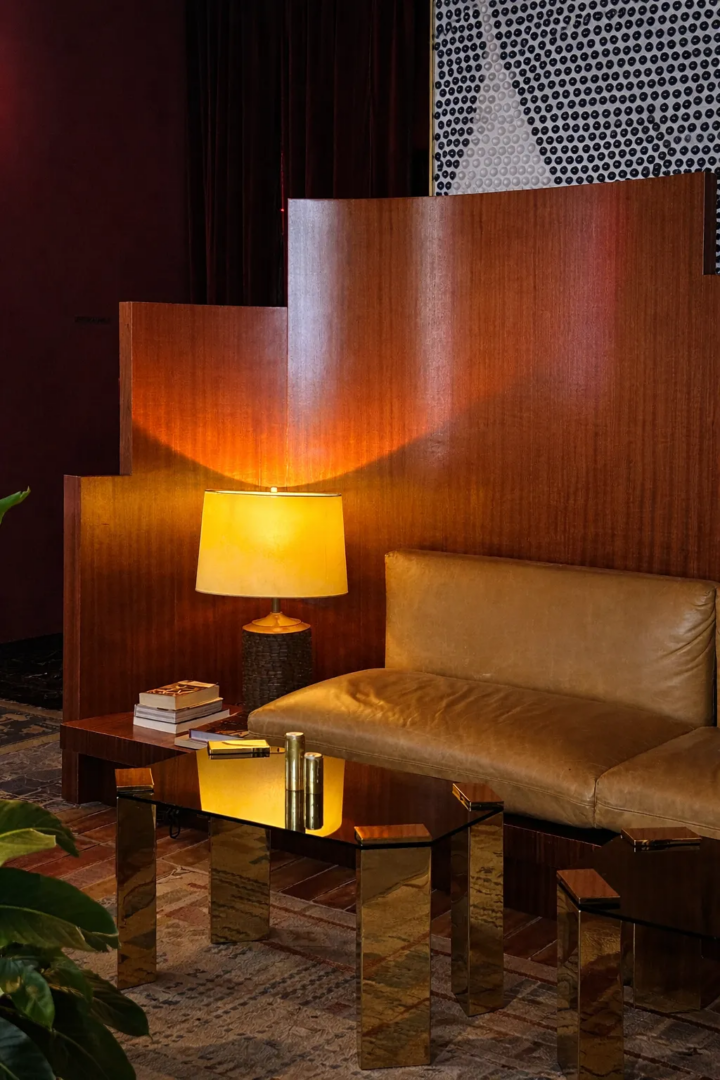The Manner, New York. The Apartment