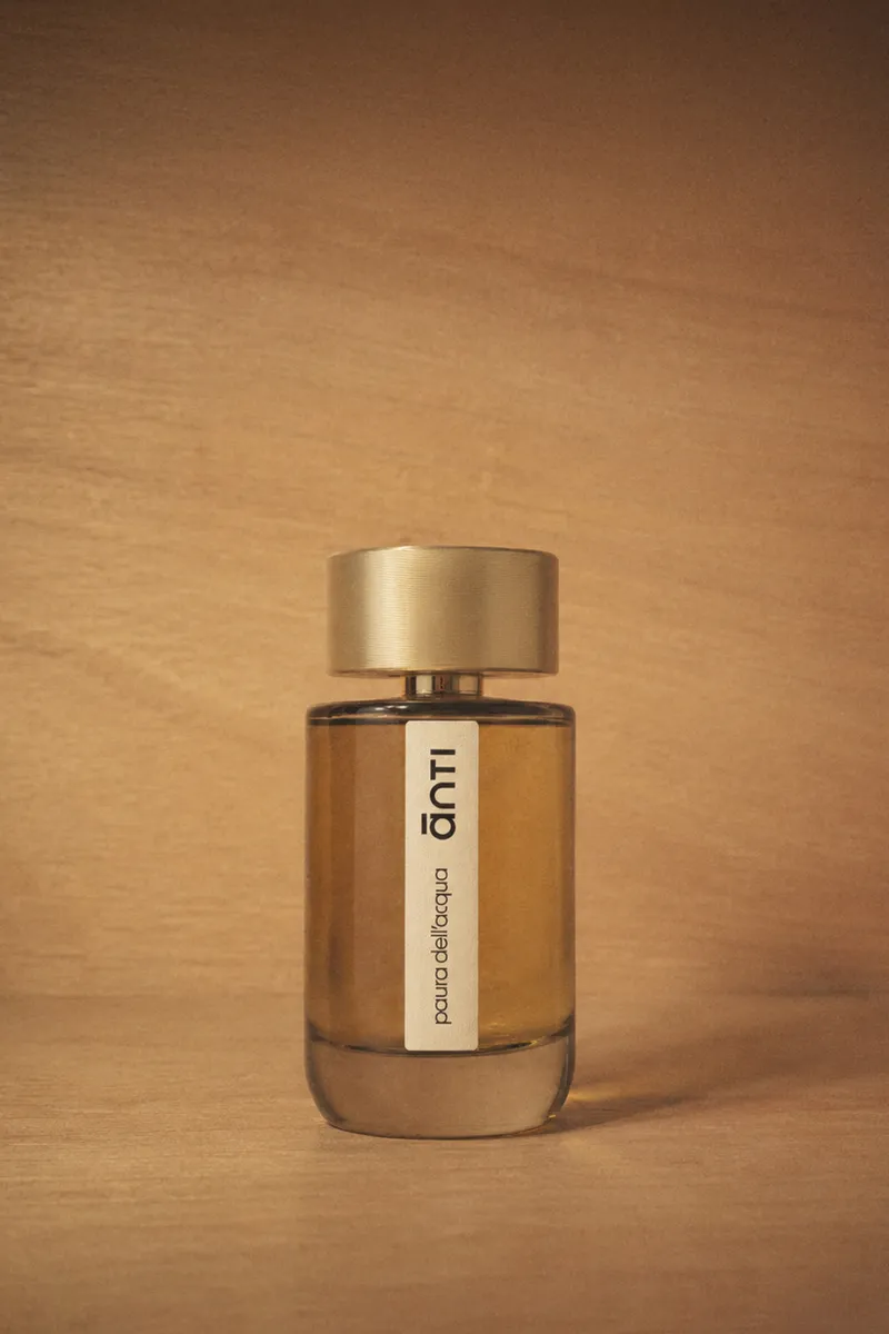 Anti, Paura dell'Acqua