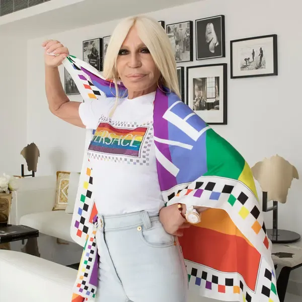 Donatella Versace, Pride t shirt