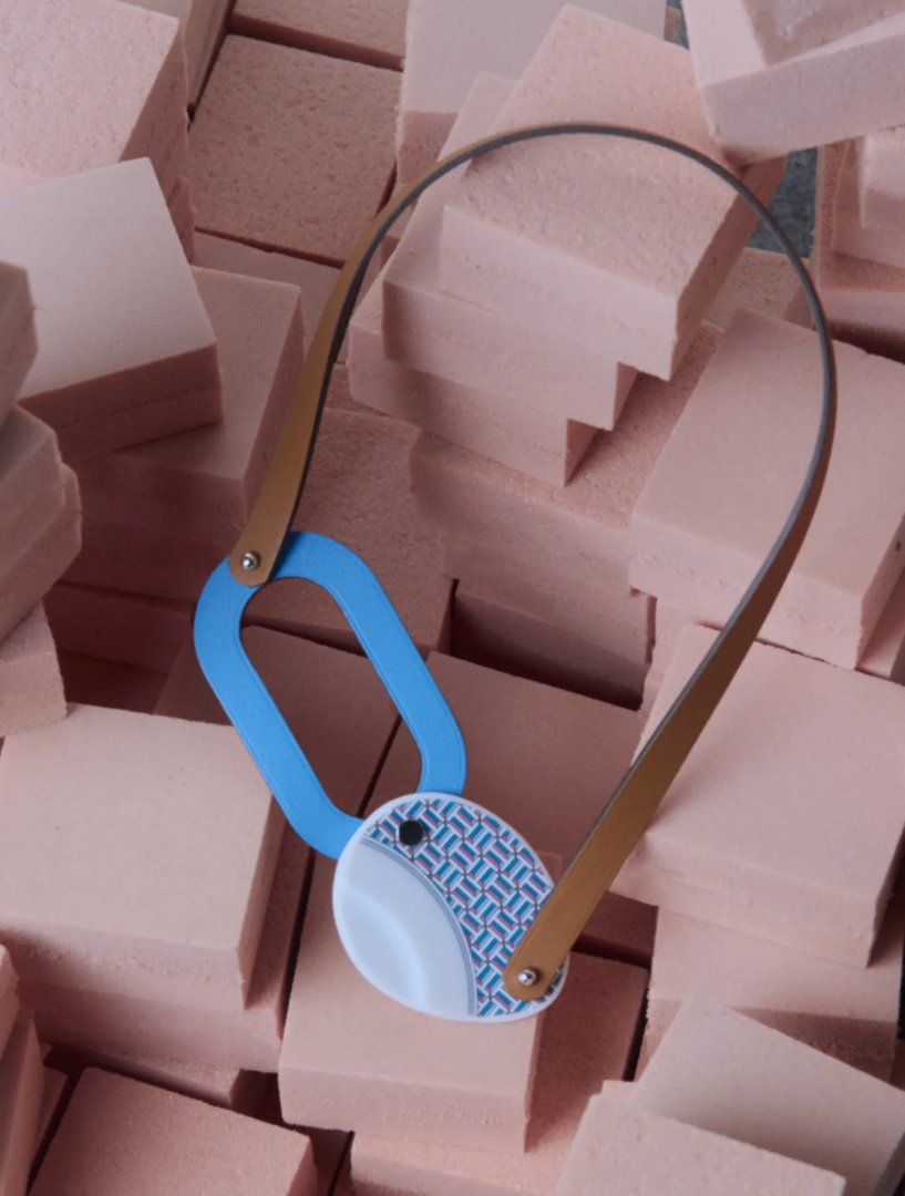 Hermès porcelain fragment calfskin necklace, Petit H, calfskin, brass, porcelain