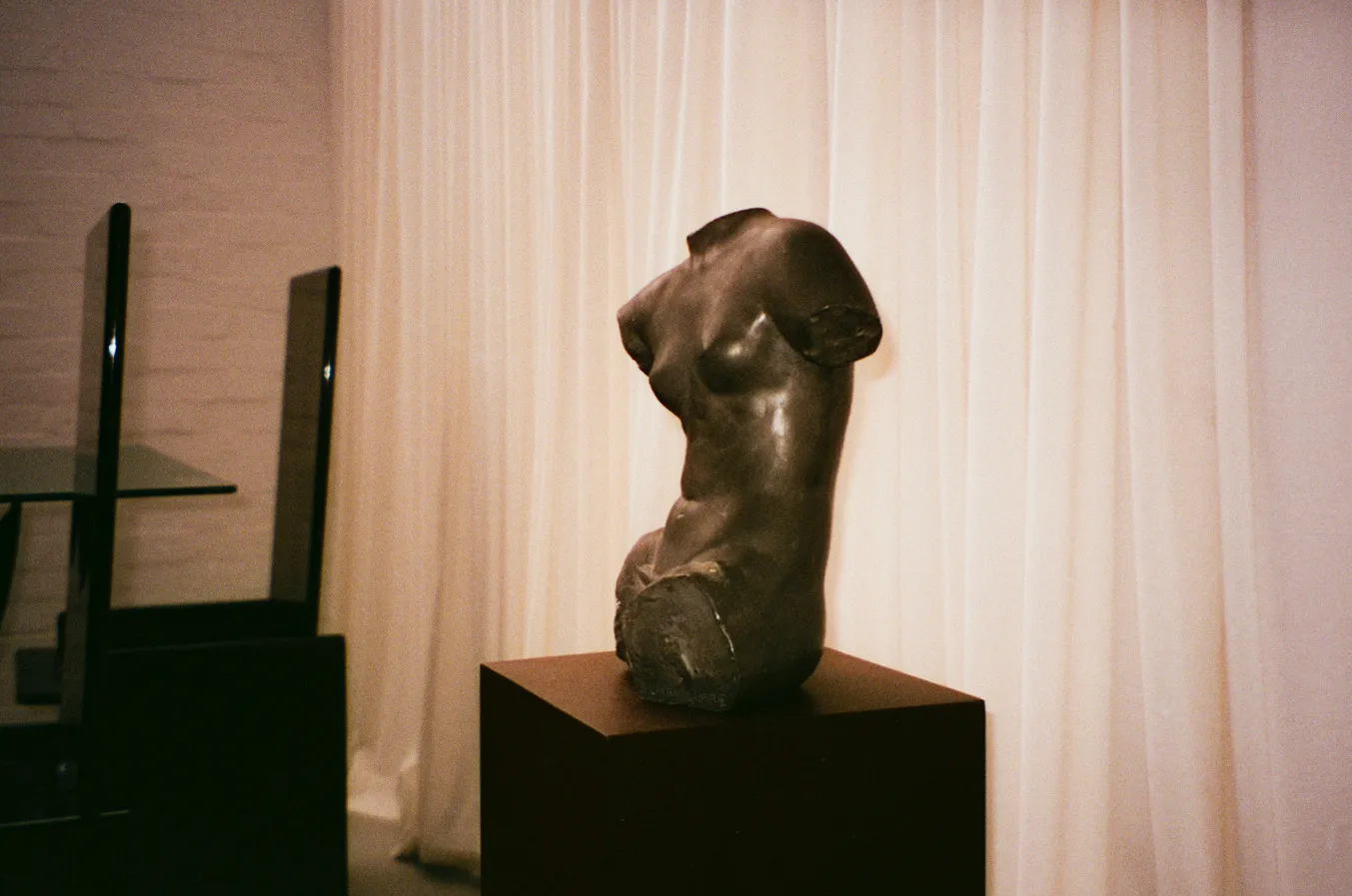Kazuki chairs by Kazuhide Takahama, Cast bronze torso Albert de Jaeger