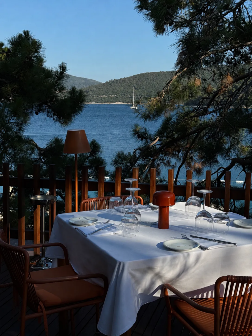 Bodrum Loft. Paper moon